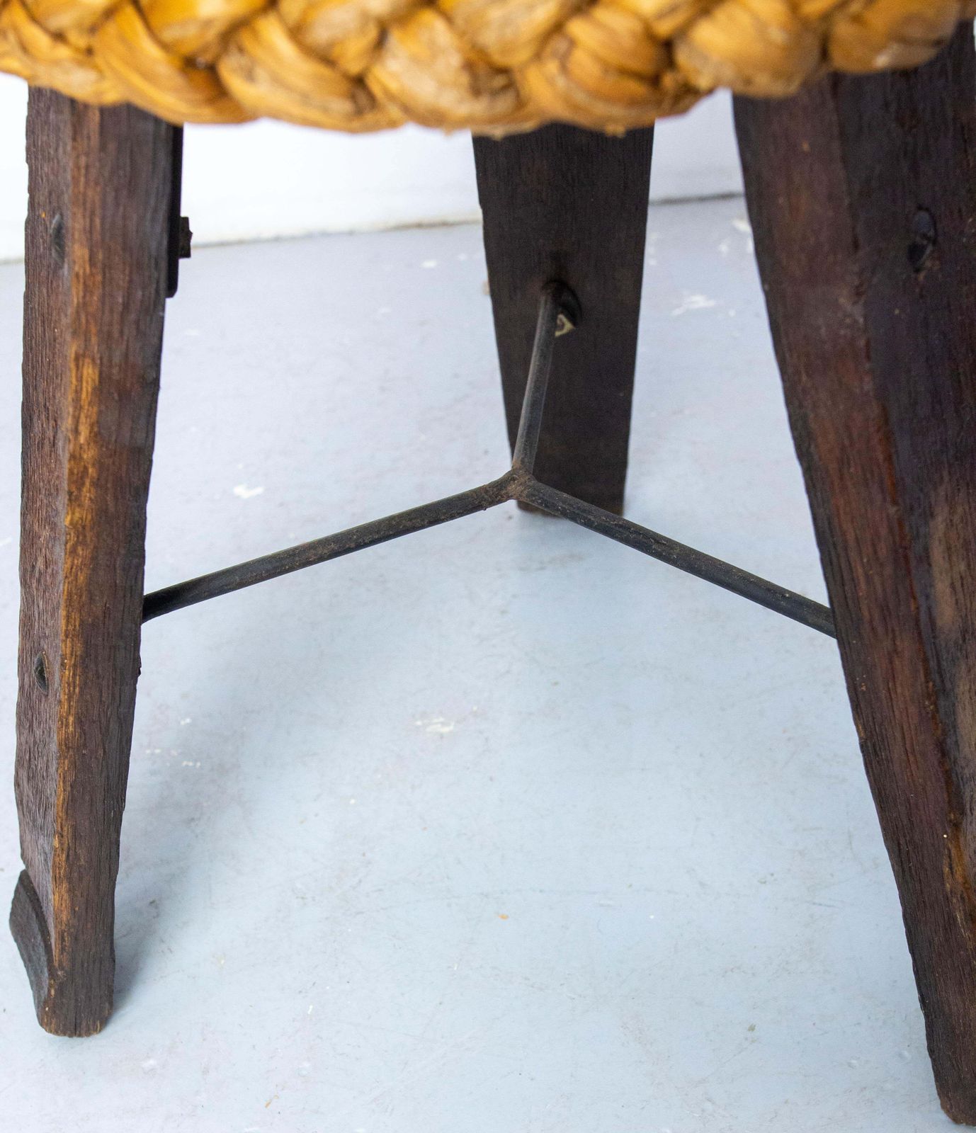 photo furniture Three Legs Stool Round Oak, Iron & Straw By Audoux Minnet, France Circa 1950