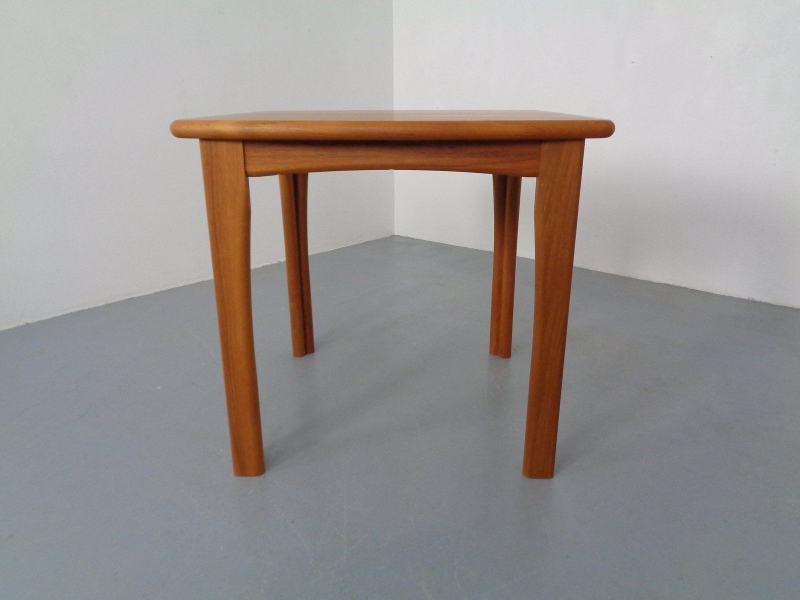 Small Teak Dining Table From Dyrlund, 1970s photo vintage