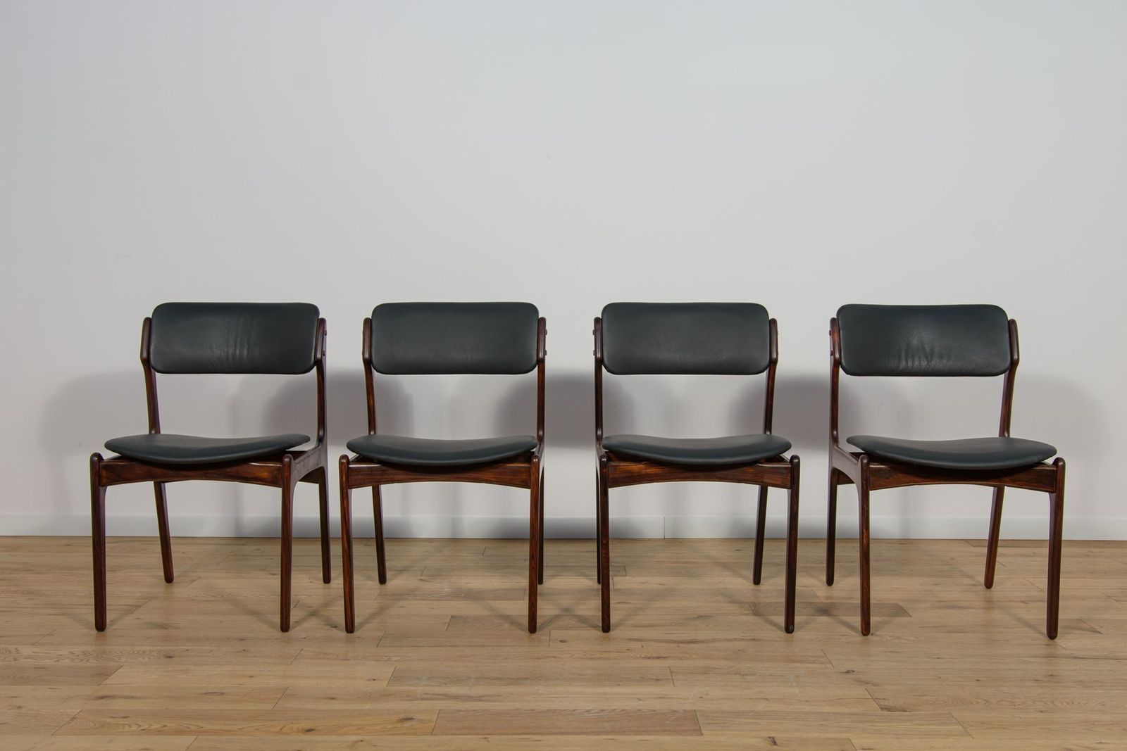 Model 49 Rosewood Dining Chairs By Erik Buch For Oddense Maskinsnedkeri, 1960s, Set Of 4 photo for sale