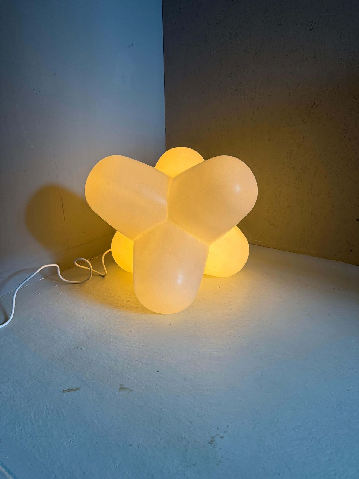 photo vinterior Tom Dixon Iconic Stackable Floor Lamp Stool 'Jack' 1994   Design Award Winner