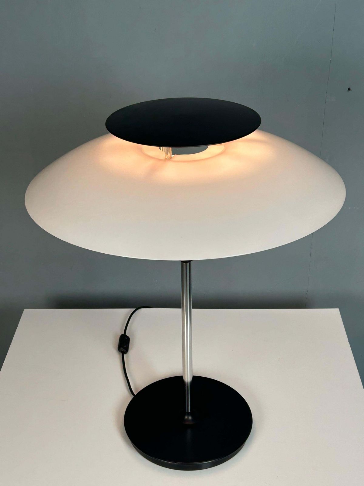 1043.0 Ph 80 Table Lamp For Poul Henningsen By Louis Poulsen, 1970 photo
