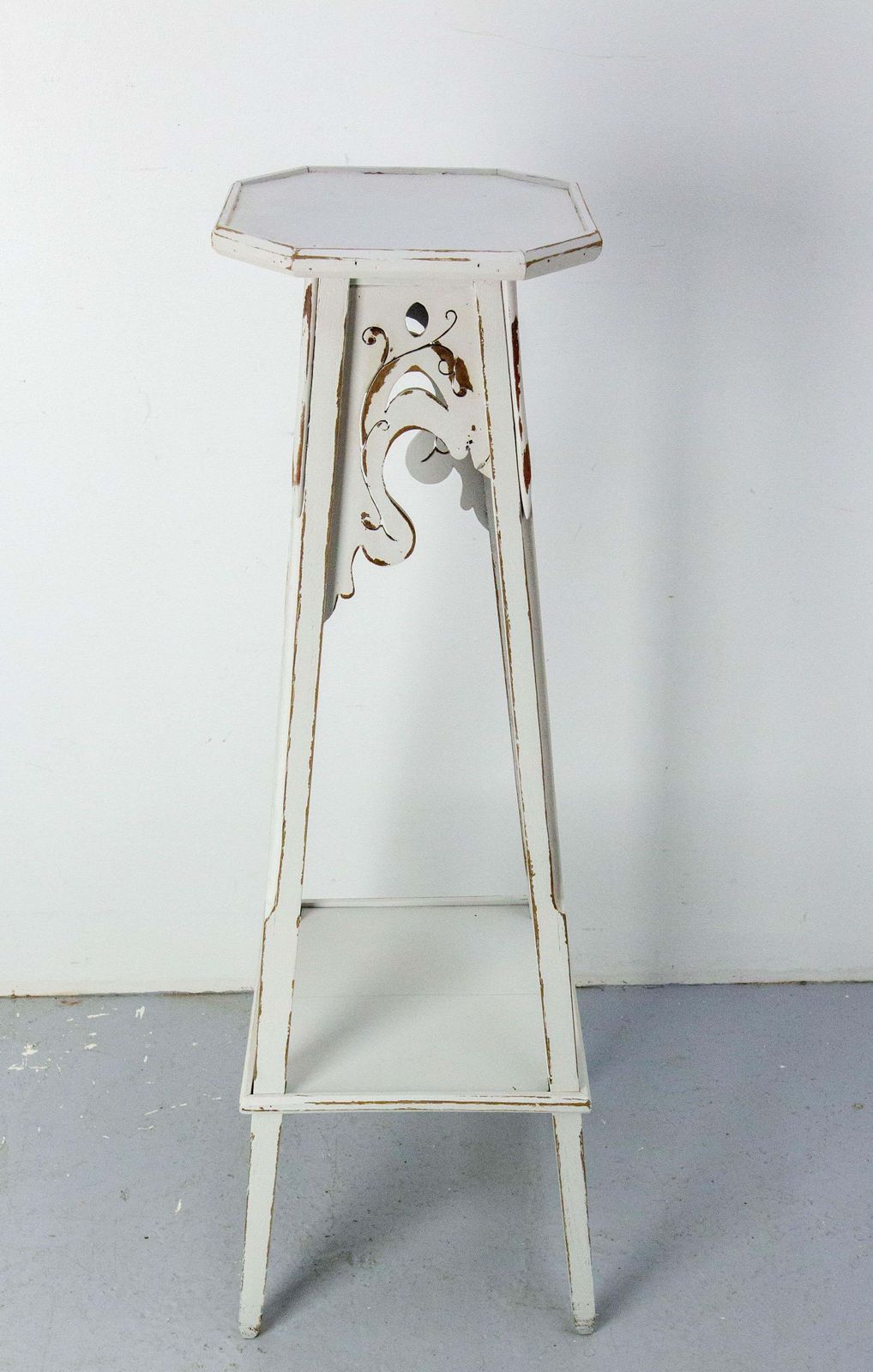 photo furniture French Octogonal Selette Pedestal Or Plant Holder Poplar Patinated Paint C 1900