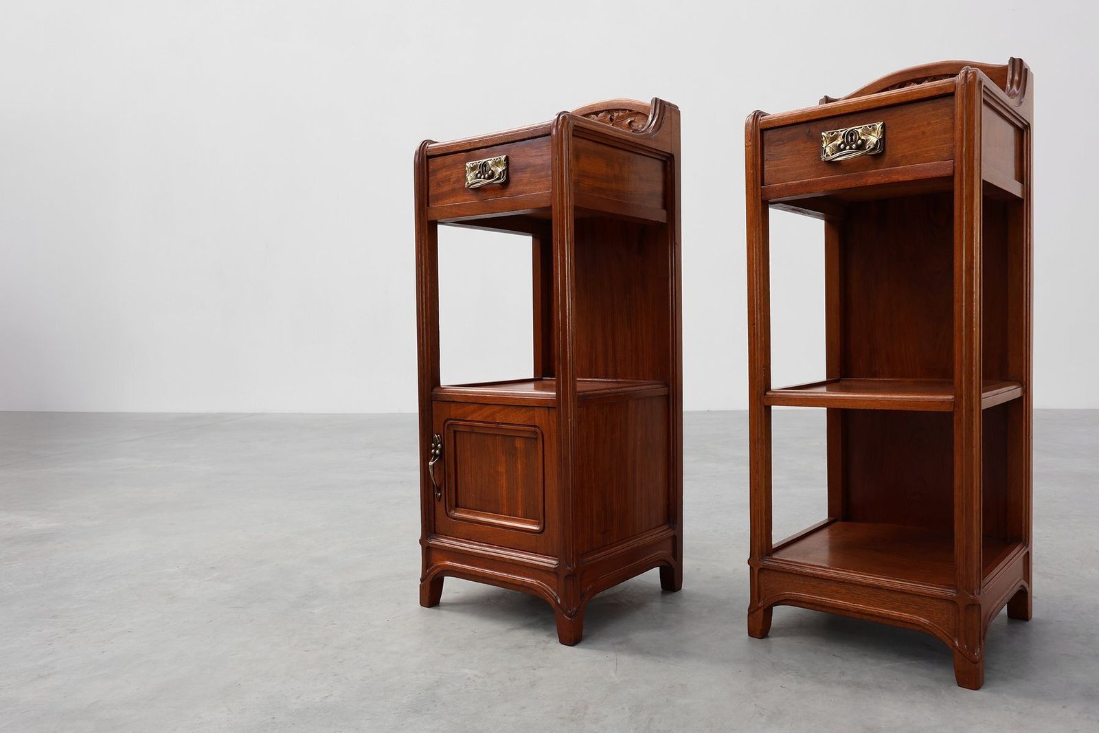 photo vinterior Art Nouveau Nightstands With Marble Top Attributed To Paul Alexandre Dumas, France, 1910s, Set Of 2