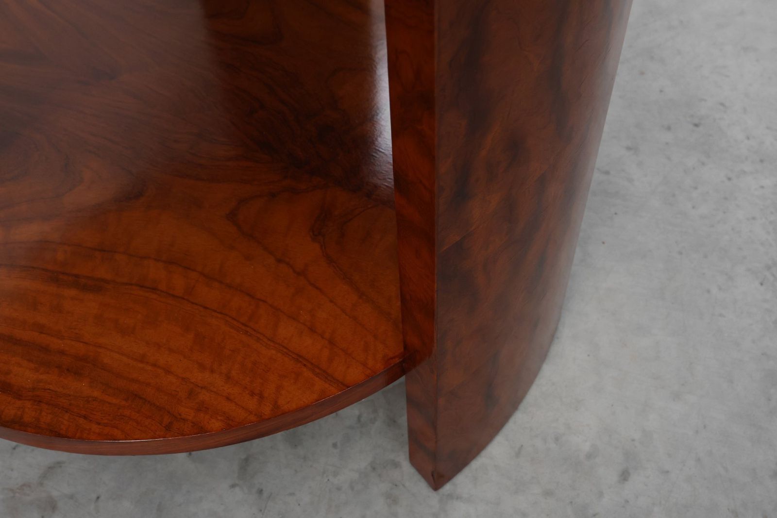 photo for sale Art Deco Round Coffee Table In Burl Veneer, France, 1920s