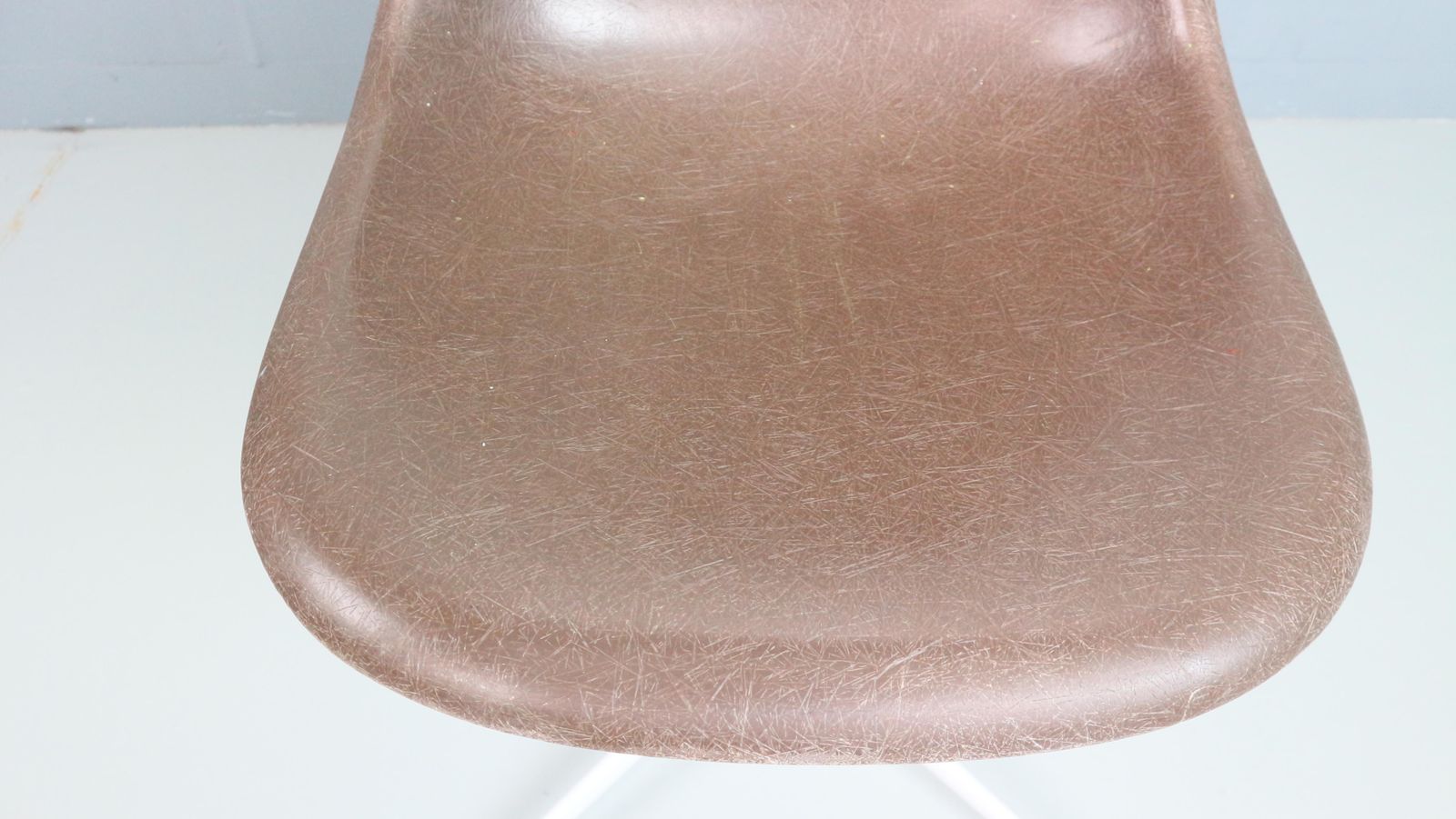 Charles & Ray Eames "La Fonda" Brown Fiberglass Chairs For Herman Miller photo vinterior