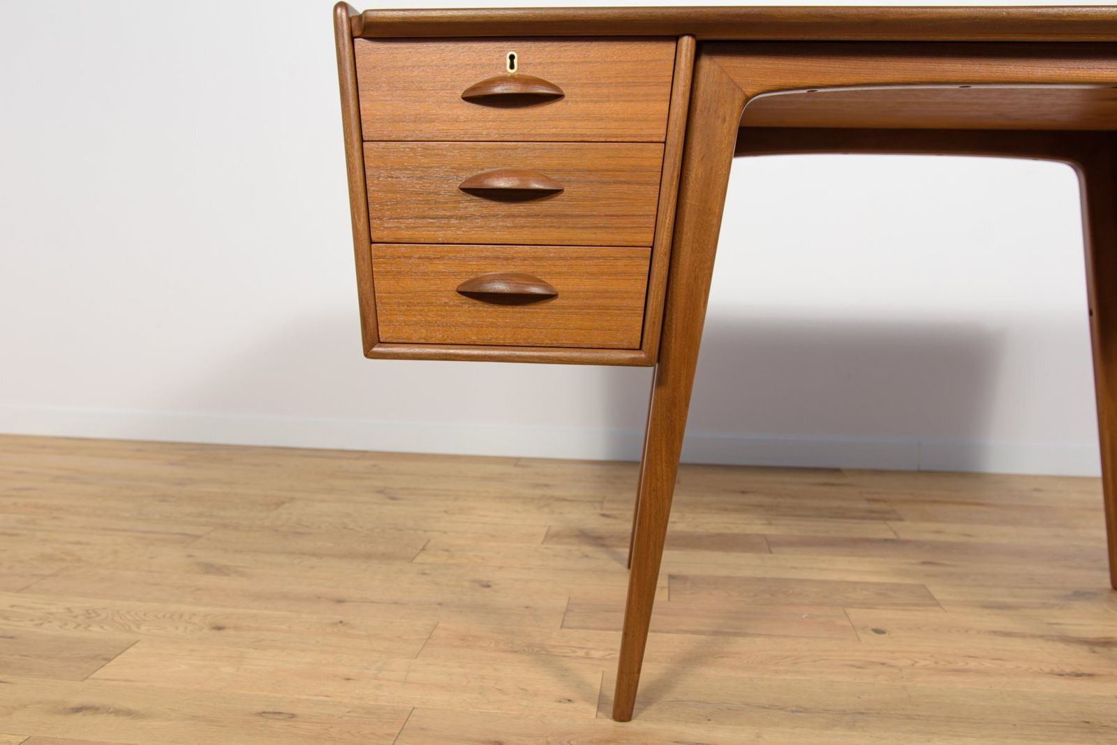 photo buy Mid Century Teak Desk By Svante Skogh For Ab Möbelfabriken Balder, Sweden, 1950s