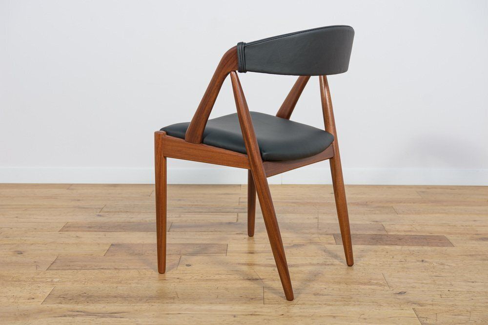 photo for sale Model 31 Dining Chairs By Kai Kristiansen For Schou Andersen, Denmark, 1960s, Set Of 6