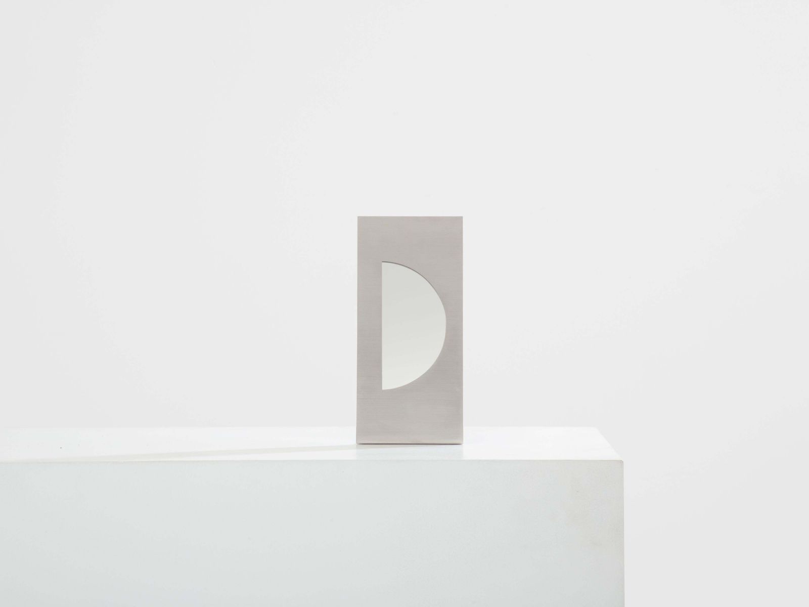 Miroir de coiffeuse Gabriella Crespi pour Christian Dior en acier brossé, 1970 photo furniture