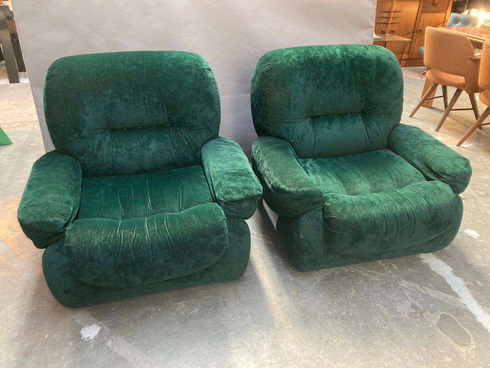 Italian Green Velvet Lounge Chairs,1970s, Set Of 2 photo furniture
