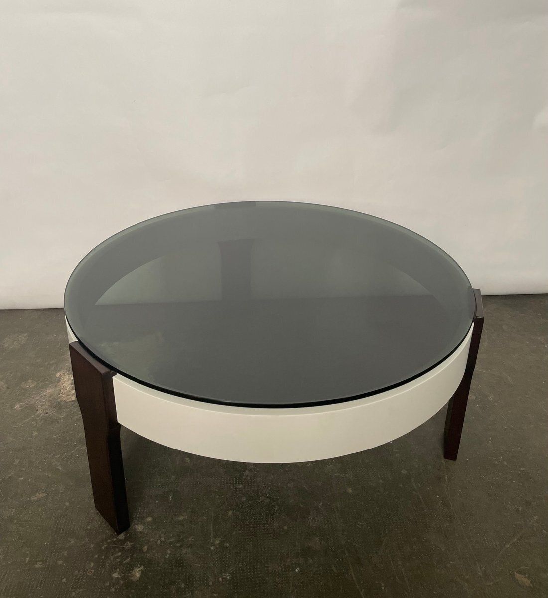 Round Coffee Table In White And Wengé With Smoked Glass Top, 1970s