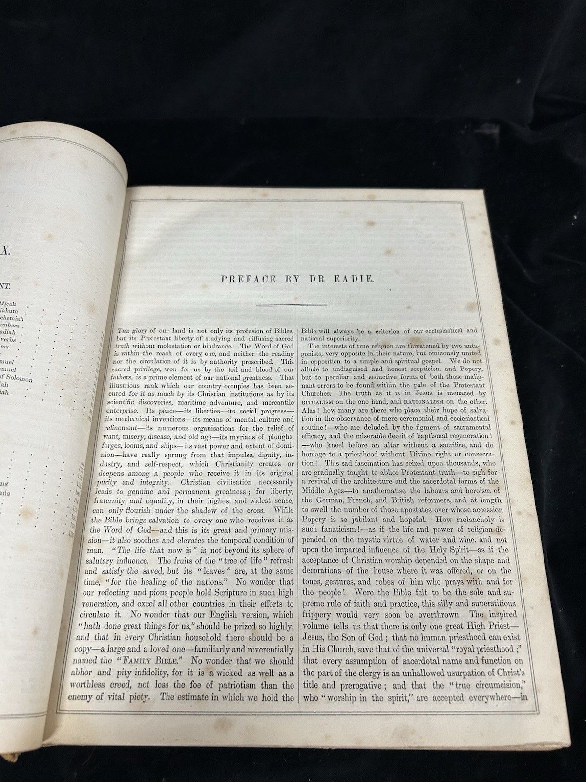 88.0 National Illustrated Family Bible Rev John Eadie Scott And Henry W R Mphun & Son photo