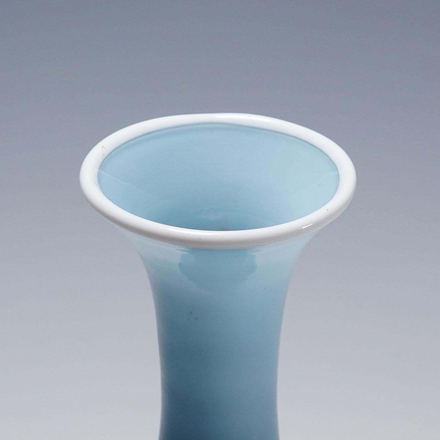 Tomaso Buzzi For Venini Vase In Light Blue And Lattimo Glass Ca. 1933 photo Home Decor
