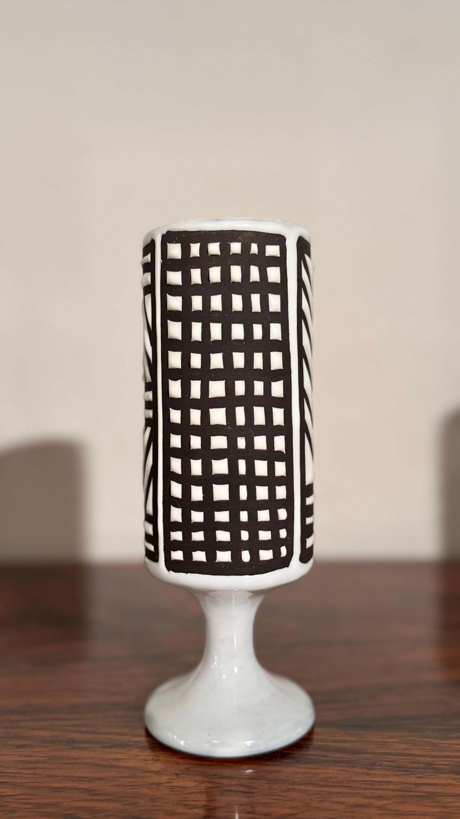 photo vinterior Ceramic Small Vase Black And White Graphic Geometric Design By Capron, Vallauris
