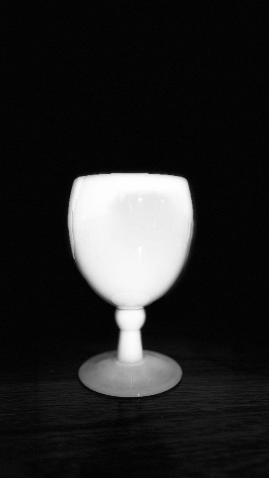 photo vinterior Antique Set Of Nine Opal Wine Glasses Hand Crafted In France, Portieux Vallerys
