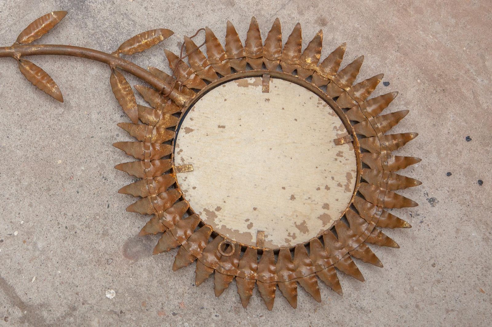 photo furniture Sunburst Mirror, 1950s