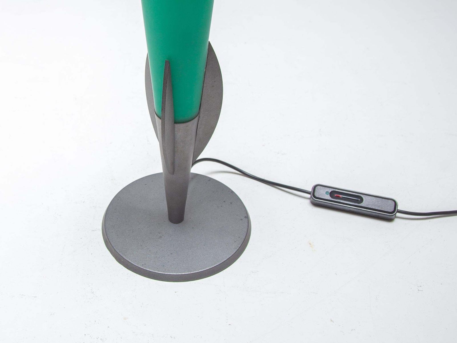 photo vinterior Murano Glass Green Table Lamp Designed By Vetri Vintage 1980s Murano