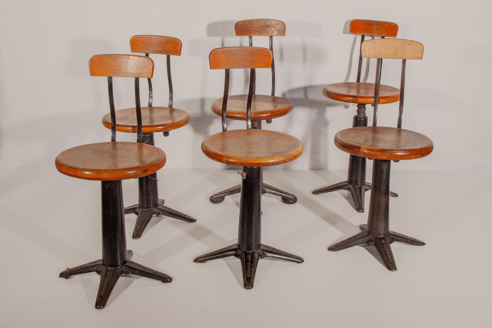 photo furniture Antique Set Of Six Industrial Singer Sewing Adjustable Chairs, Stools, 1920s
