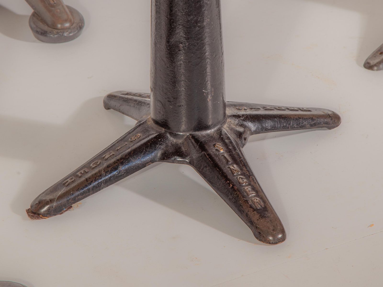 8237.0 Antique Set Of Six Industrial Singer Sewing Adjustable Chairs, Stools, 1920s photo