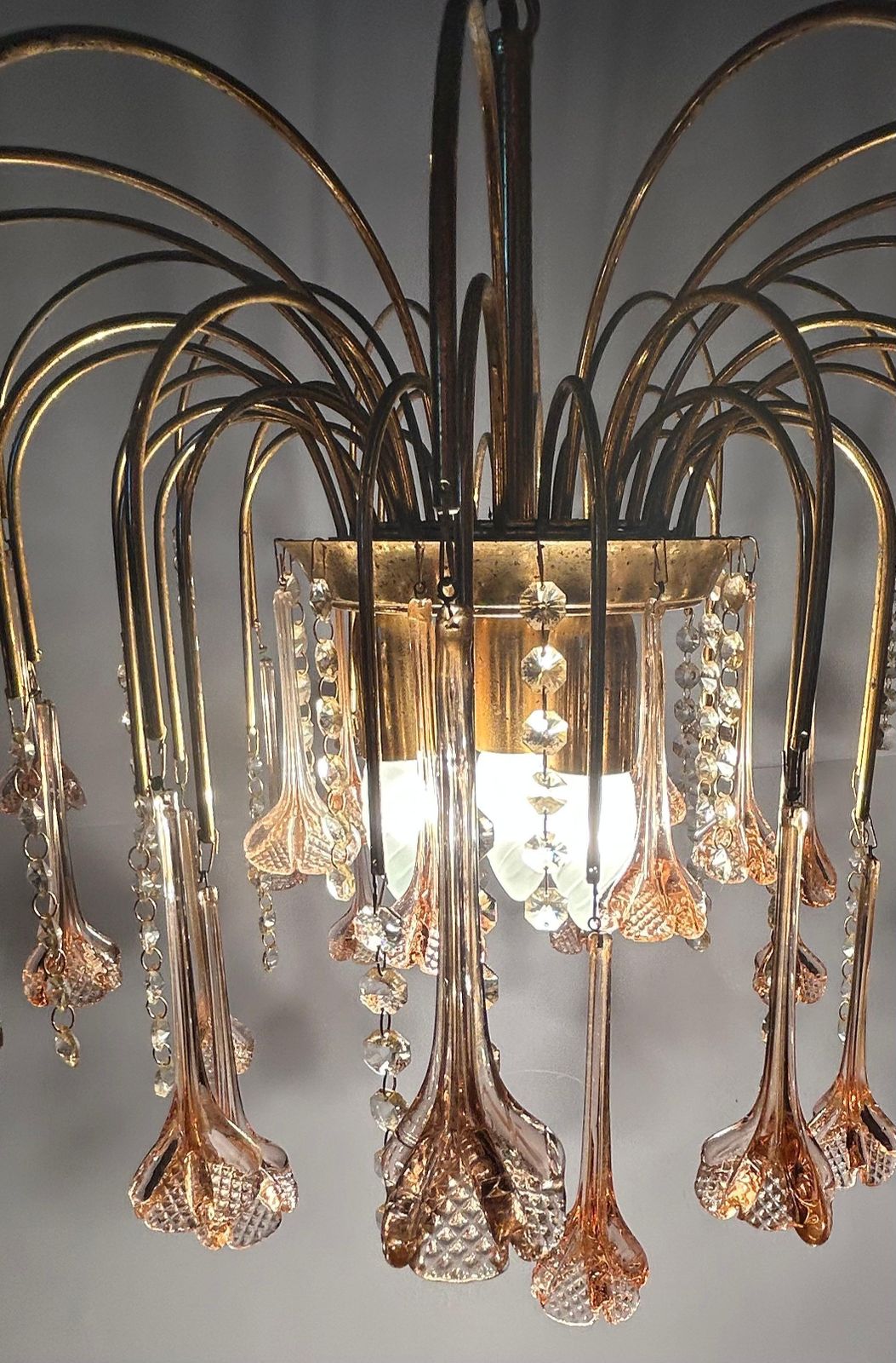 Semiramide, Gorgeous Pink Murano Chandelier, 1980's photo vinterior