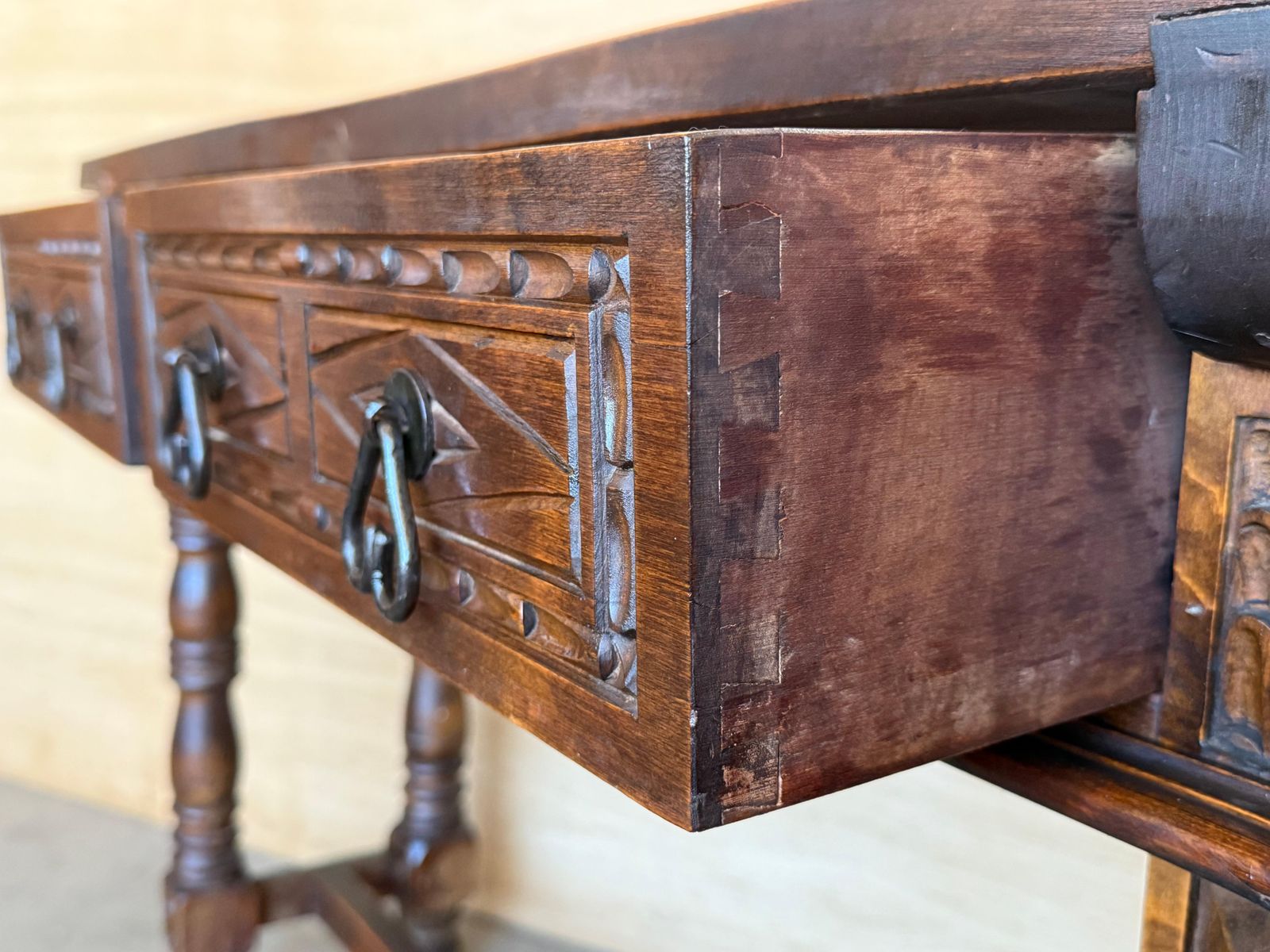 2884.0 Early 20th Century Spanish Console Table With 2 Drawers And Turned Legs photo