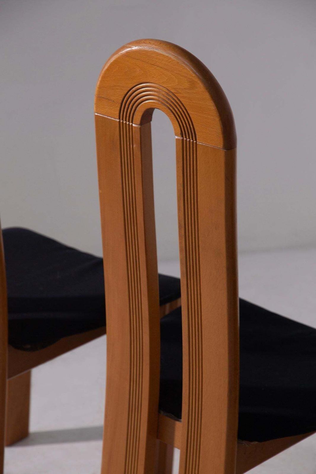 photo furniture Set Of Four Italian Post Modern Chairs Attributed To Mobilgirgi