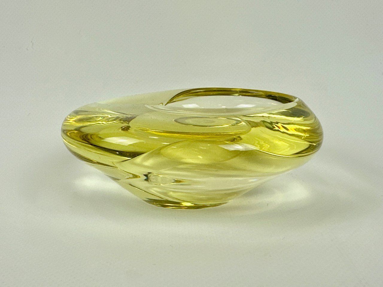 Art Glass Ashtray Attributed To Miloslav Klinger For železný Brod, 1960s