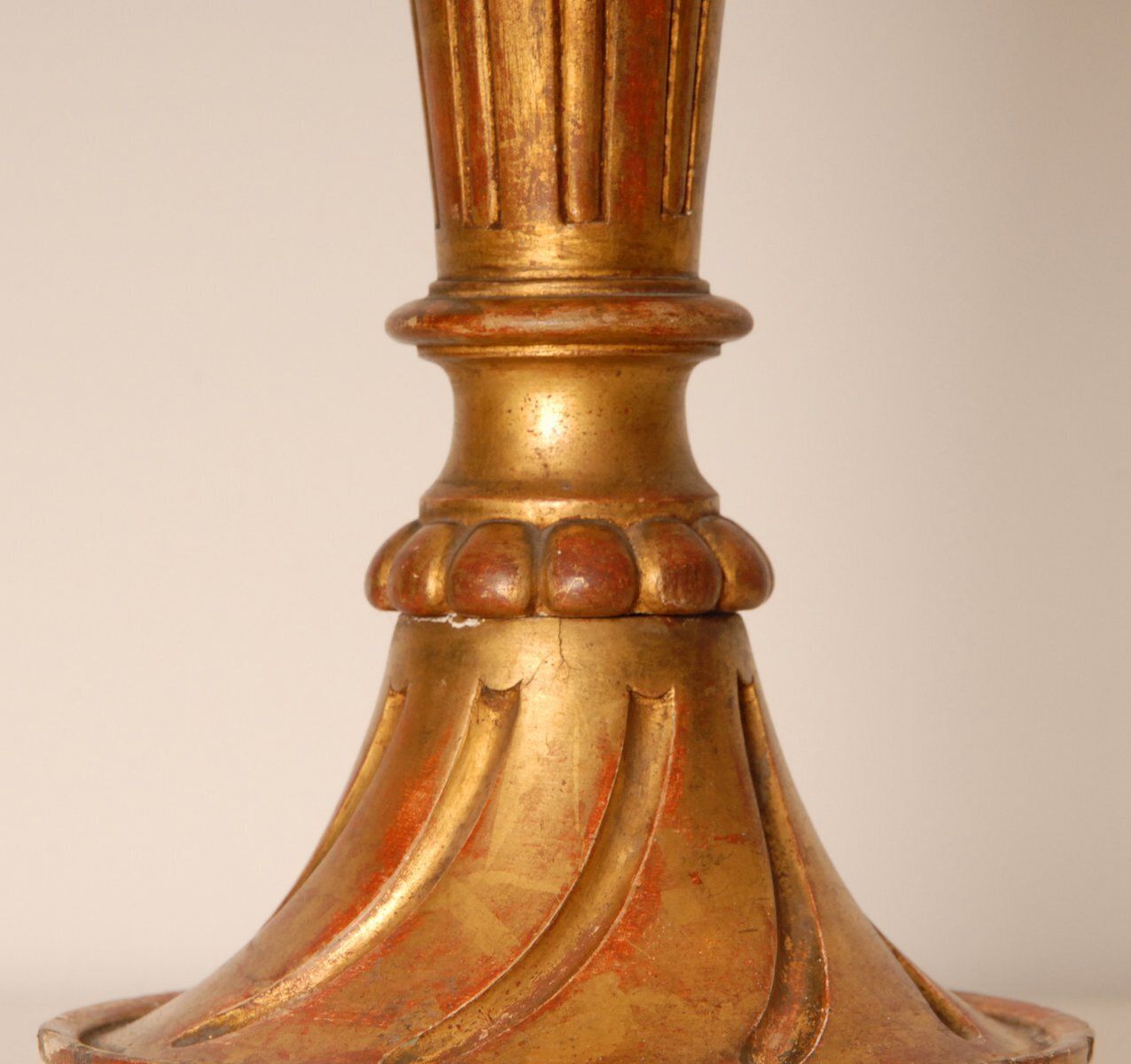 Neoclassical French Hand Carved Giltwood Lamp photo Lighting