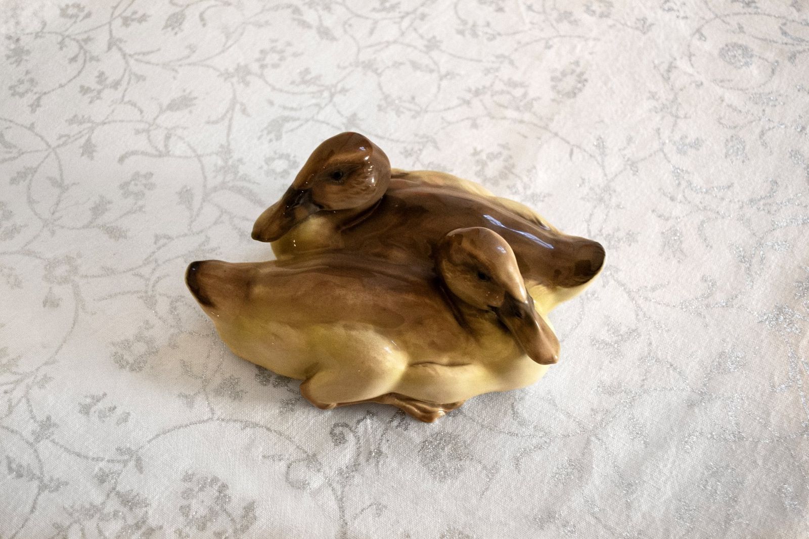 Model 1547 Ducks Figurine By Theodor Kärner For Rosenthal photo for sale