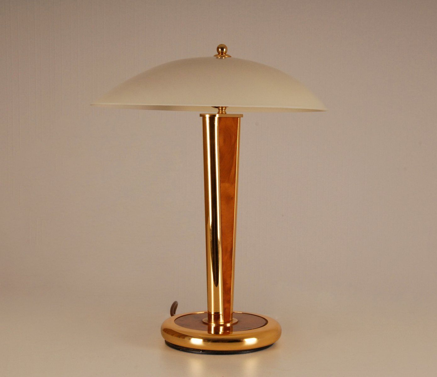 Milo Baughman Style Gilt Brass & Burl Wood Mushroom Table Lamp With Handcrafted Glass Lampshade, 1960s photo vintage