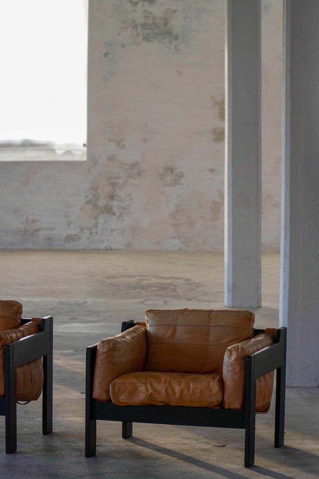 Furniture Pair Of Rud Thygesen & Johnny Sørensen Easy Chairs In Wood And Leather, 1970s photo