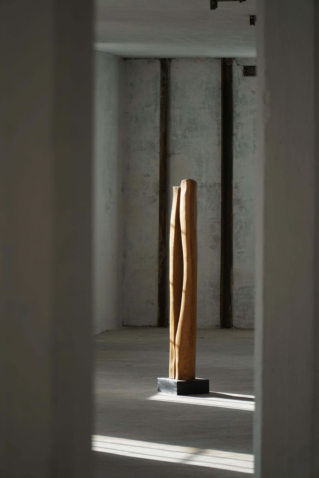photo furniture Large Wooden Sculpture "Joy" By Ole Wettergren, Danish Modern, 1980s