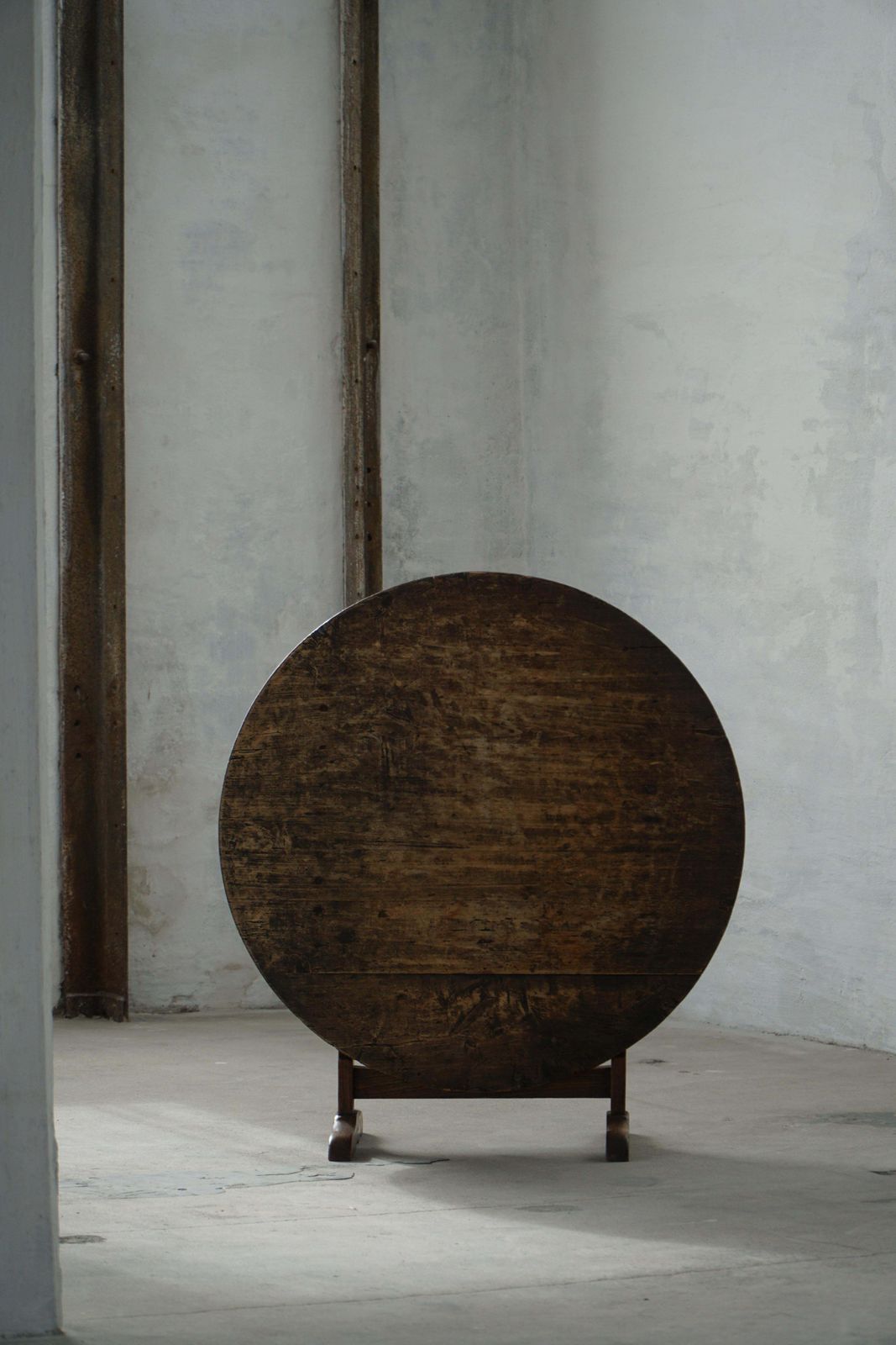 19th Century, French Provincial, Vigneron Round Tilt Top Table In Oak photo 1643.0