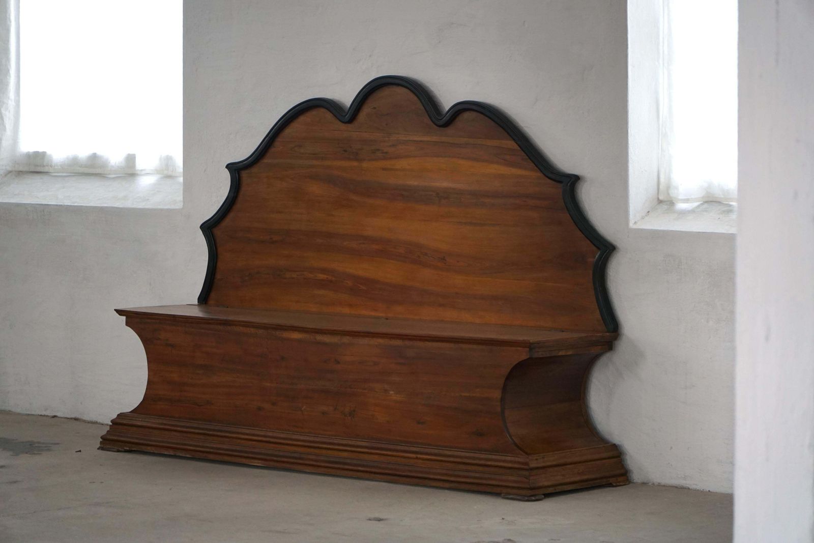 20th Century  Art Deco Storage Bench In Nutwood, By A Danish Cabinetmaker photo for sale