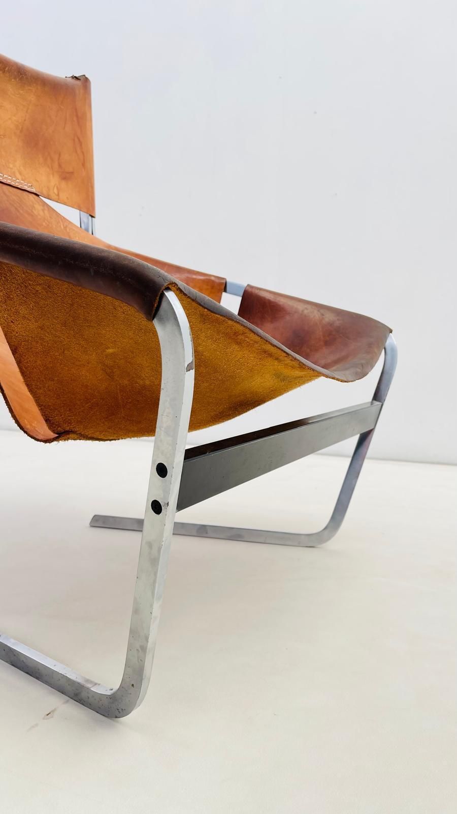 'F444'  Leather Lounge Chair By Pierre Paulin For Artifort photo vintage