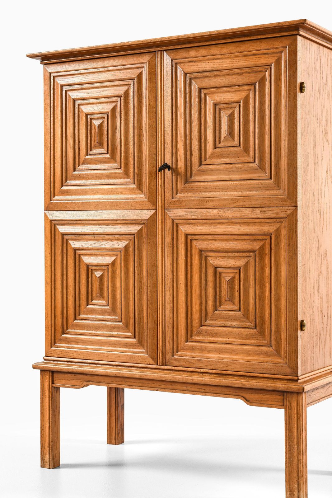 Cabinet In Oak And Brass By Oscar Nilsson, 1940's photo Furniture