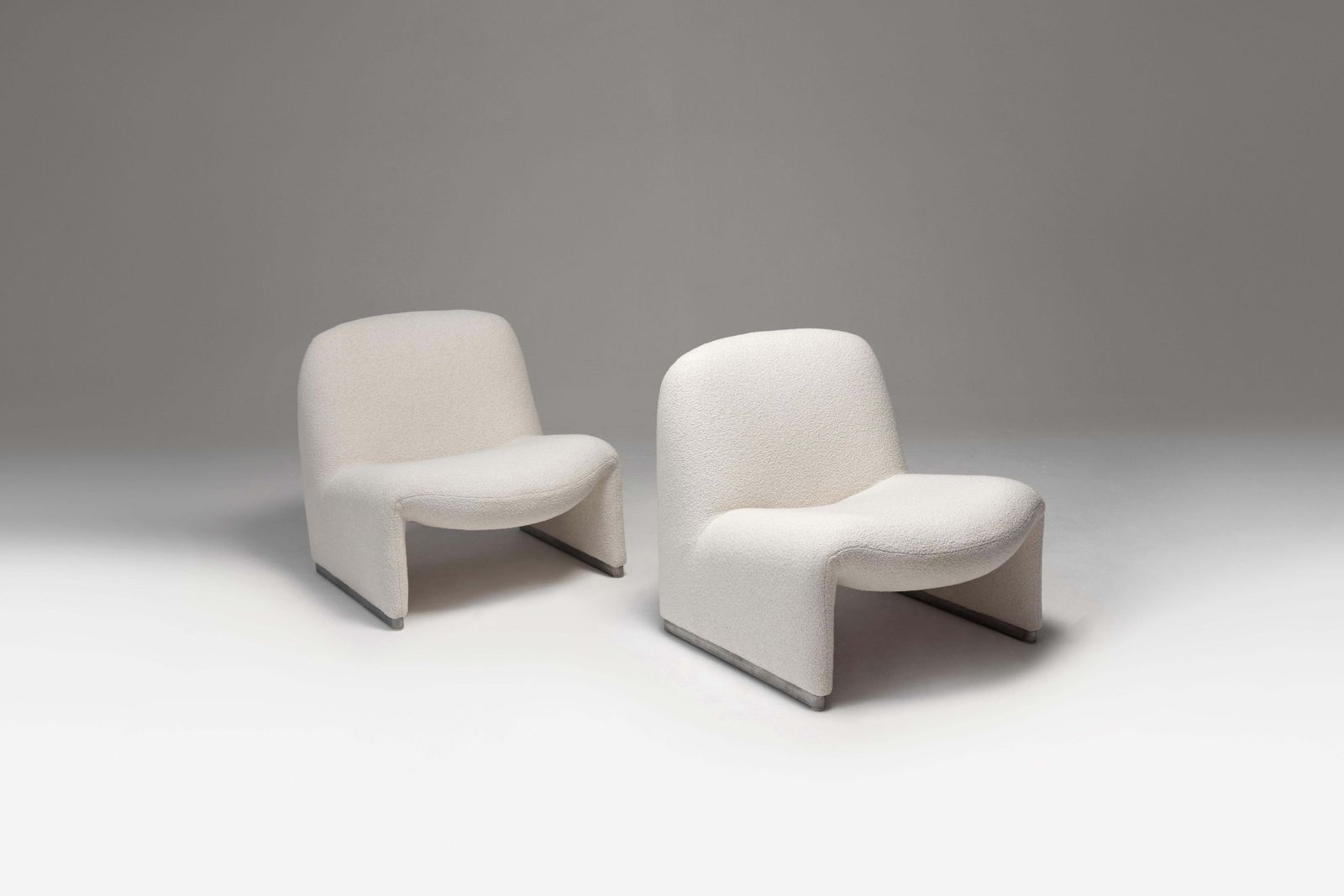 Vintage Alky Chairs In Off White Fabric By Giancarlo Piretti For Artifort, 1970s