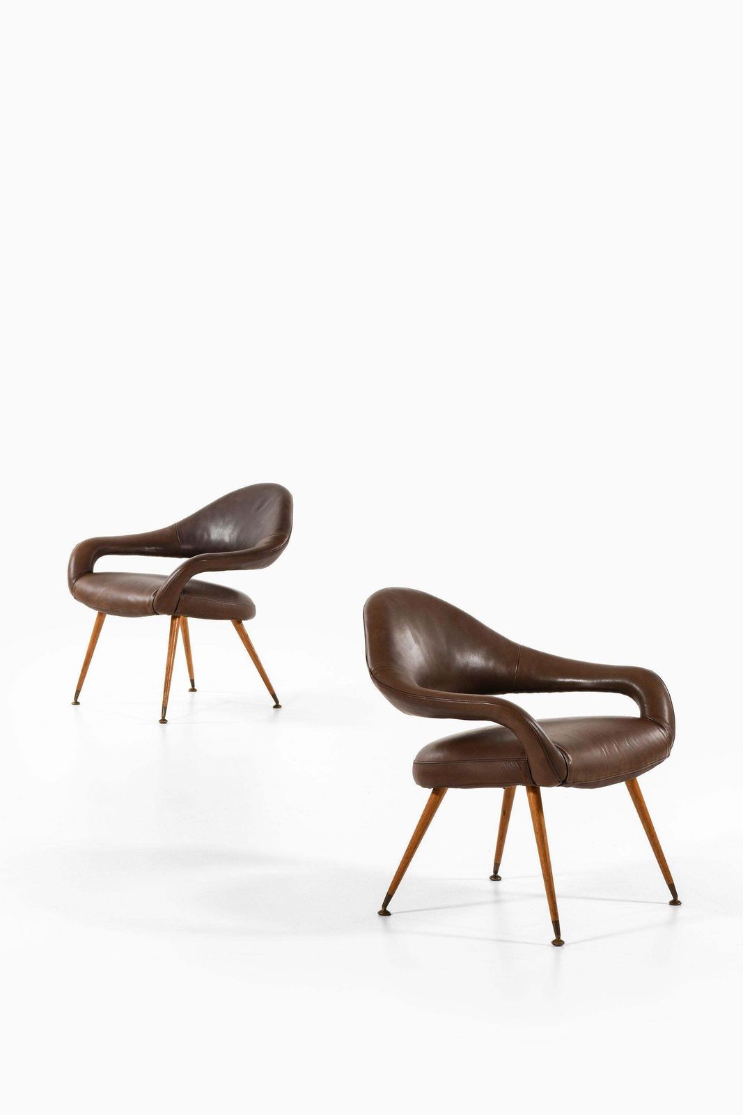 Pair Of Easy Chairs In Oak, Brass & Leather Upholstery By Gastone Rinaldi, 1954 photo 28678.0