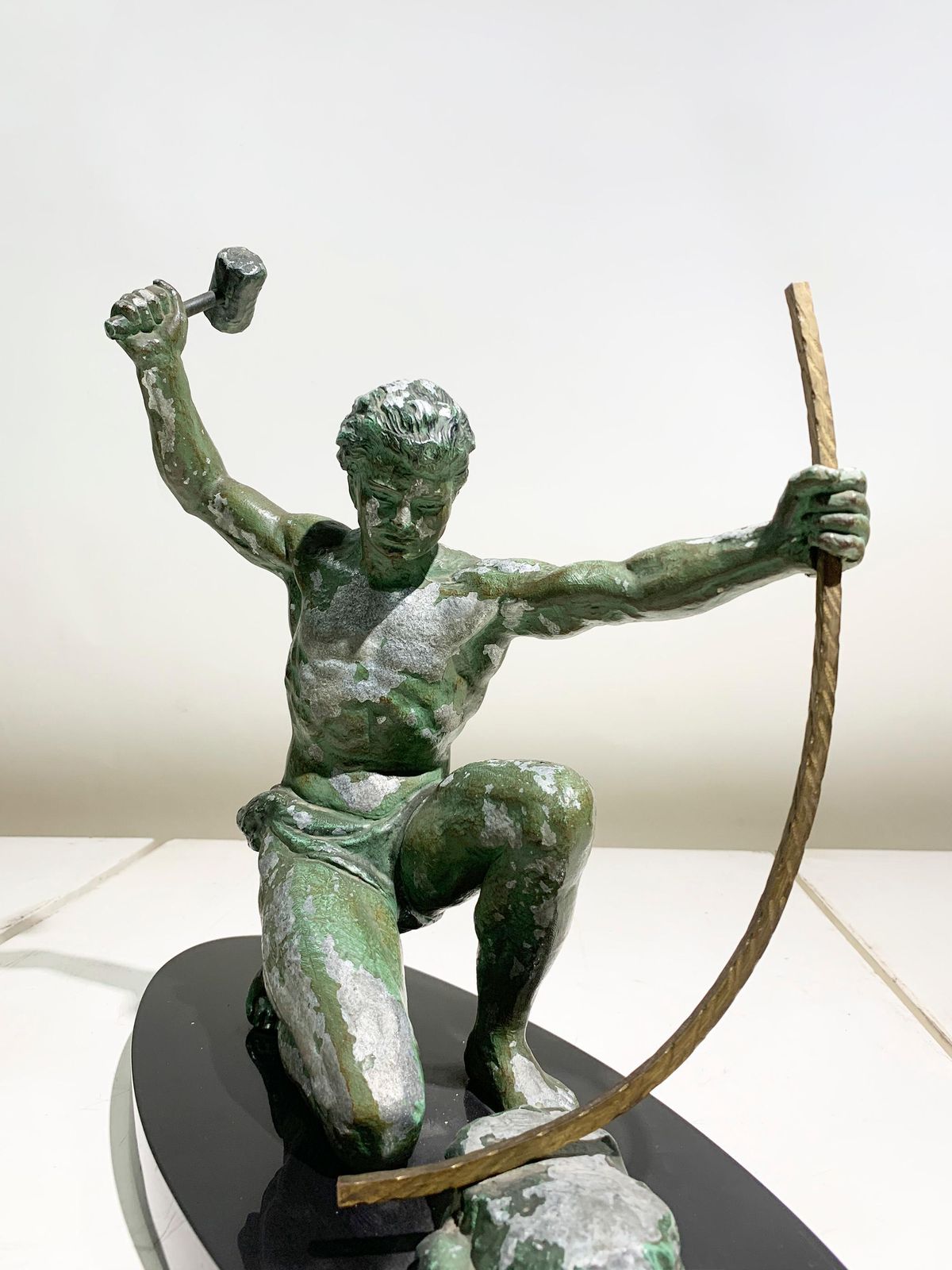 photo vinterior Jean De Roncourt Art Deco "The Blacksmith" Sculpture Engraved "G. Hervor", 1930s