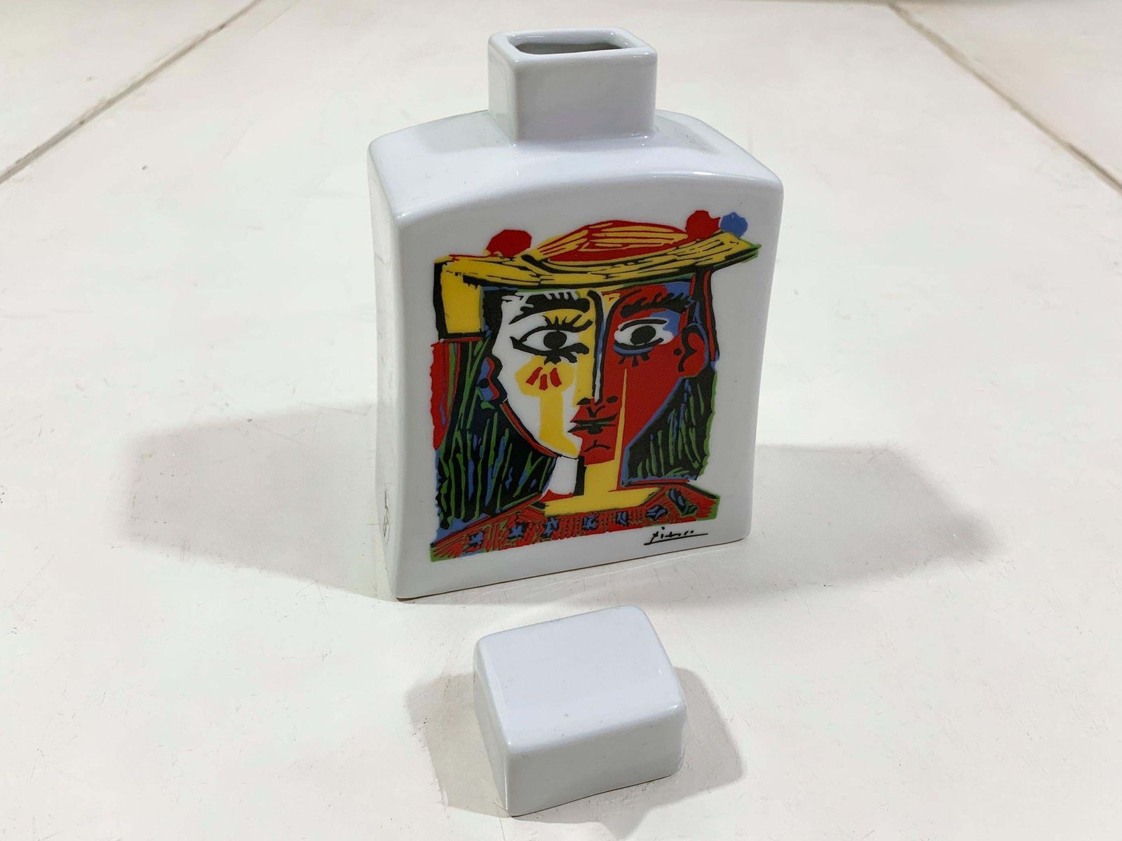 photo for sale Picasso "Buste De Femme Au Chapeau à Pompons" Licensed Tognana Porcelain Bottle