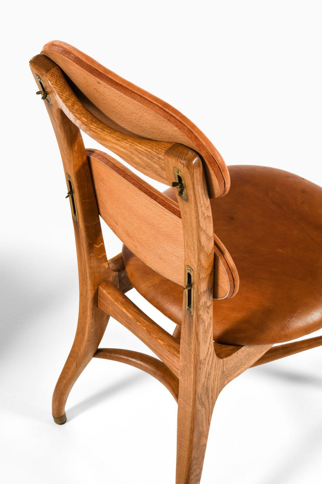 Musician Chairs With Adjustable Seat And Back In Oak By Vilhelm Lauritzen, 1942 photo vinterior