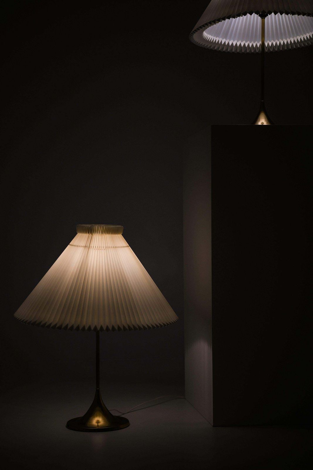 Table Lamps In Brass And Original Le Klint Lamp Shades, 1950's photo Lighting