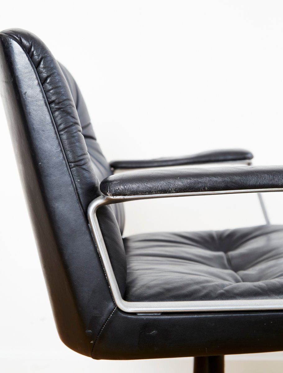 photo vinterior P125 Swivel Chair By Oswaldo Borsani For Tecno, 1960s
