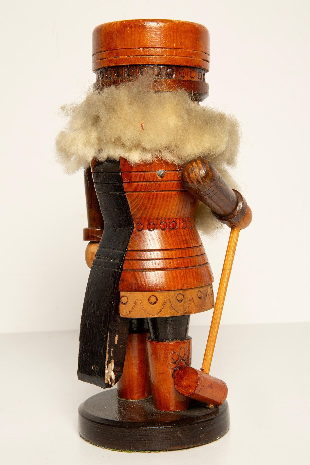 photo vintage Vintage Christmas Medium Nutcracker, Wood, Erzgebirge, Germany, 1970