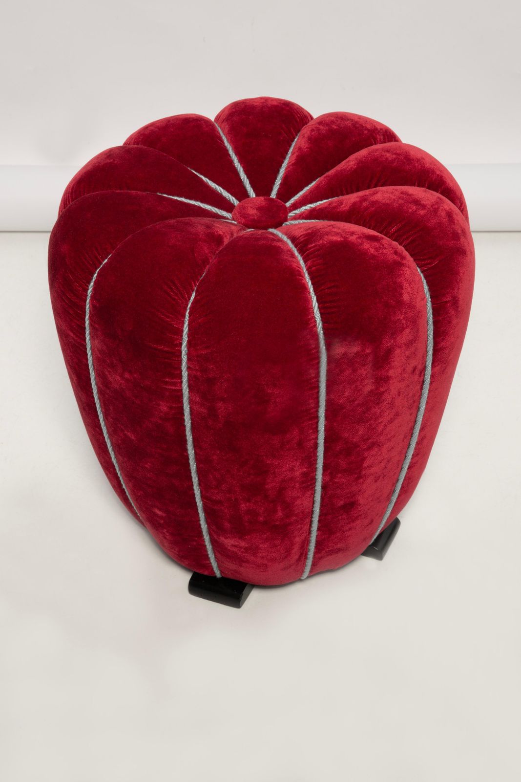 Art Deco Kruk Van Jindrich Halabala In Rood Dedar Fluweel photo Meubels