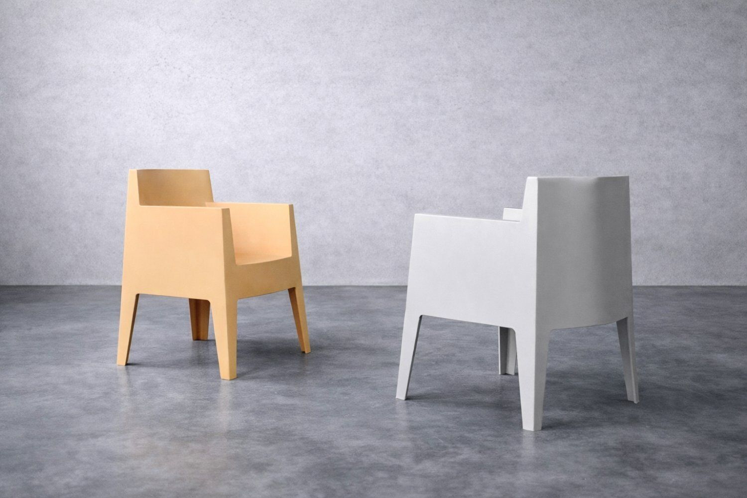 Mid Century Modern Italian Atlantide Toy Plastic Chairs By Philippe Starck For Driade, 1990s, Set Of 4 photo vinterior
