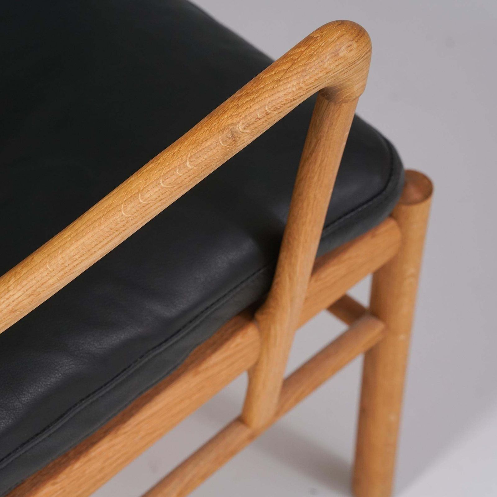 photo for sale Set Of Model "Colonial" Armchair And Footstool, Ole Wanscher, Carl Hansen & Son