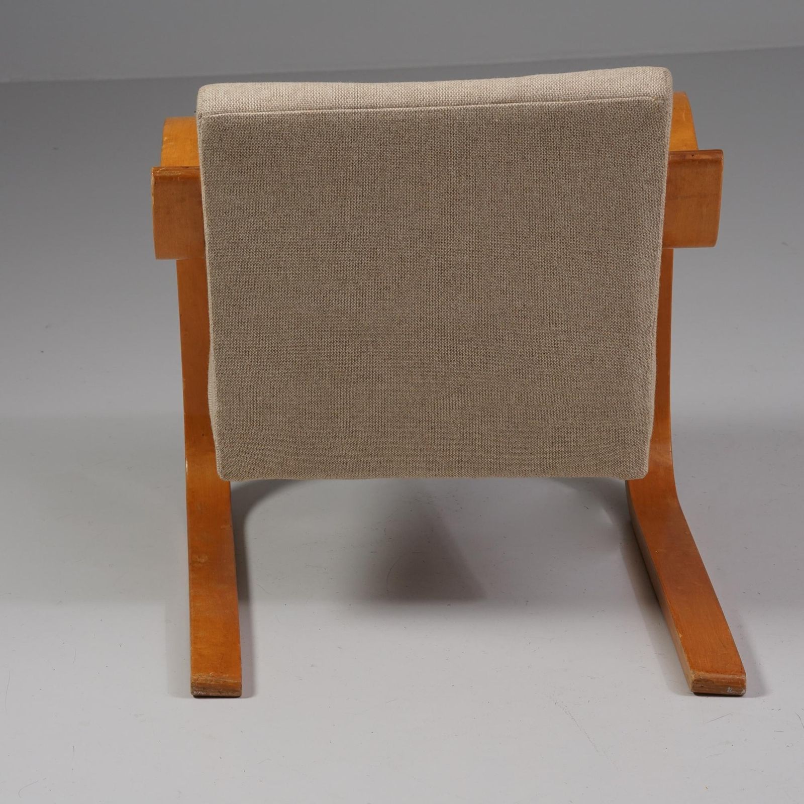 photo furniture Model 402 Armchair, Alvar Aalto, Oy Huonekalu  Ja Rakennustyötehdas Ab, 1940/50s