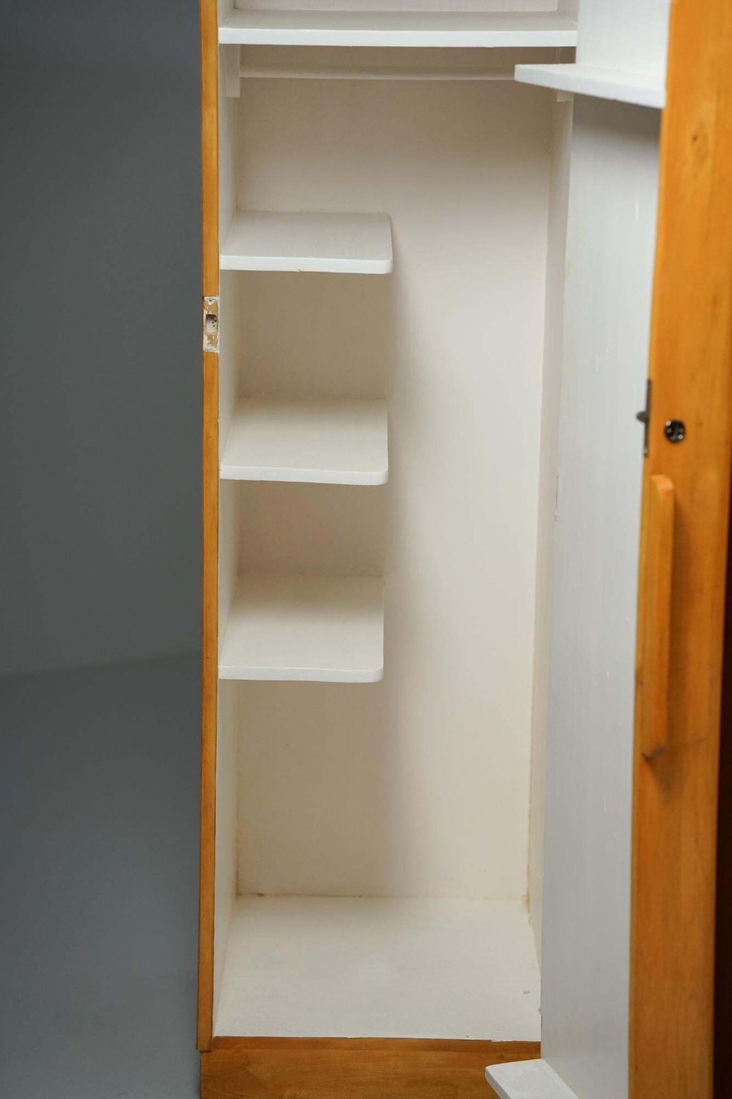 photo furniture Rare Wardrobe, Alvar Aalto, Oy Huonekalu  Ja Rakennustyötehdas Ab, 1940s