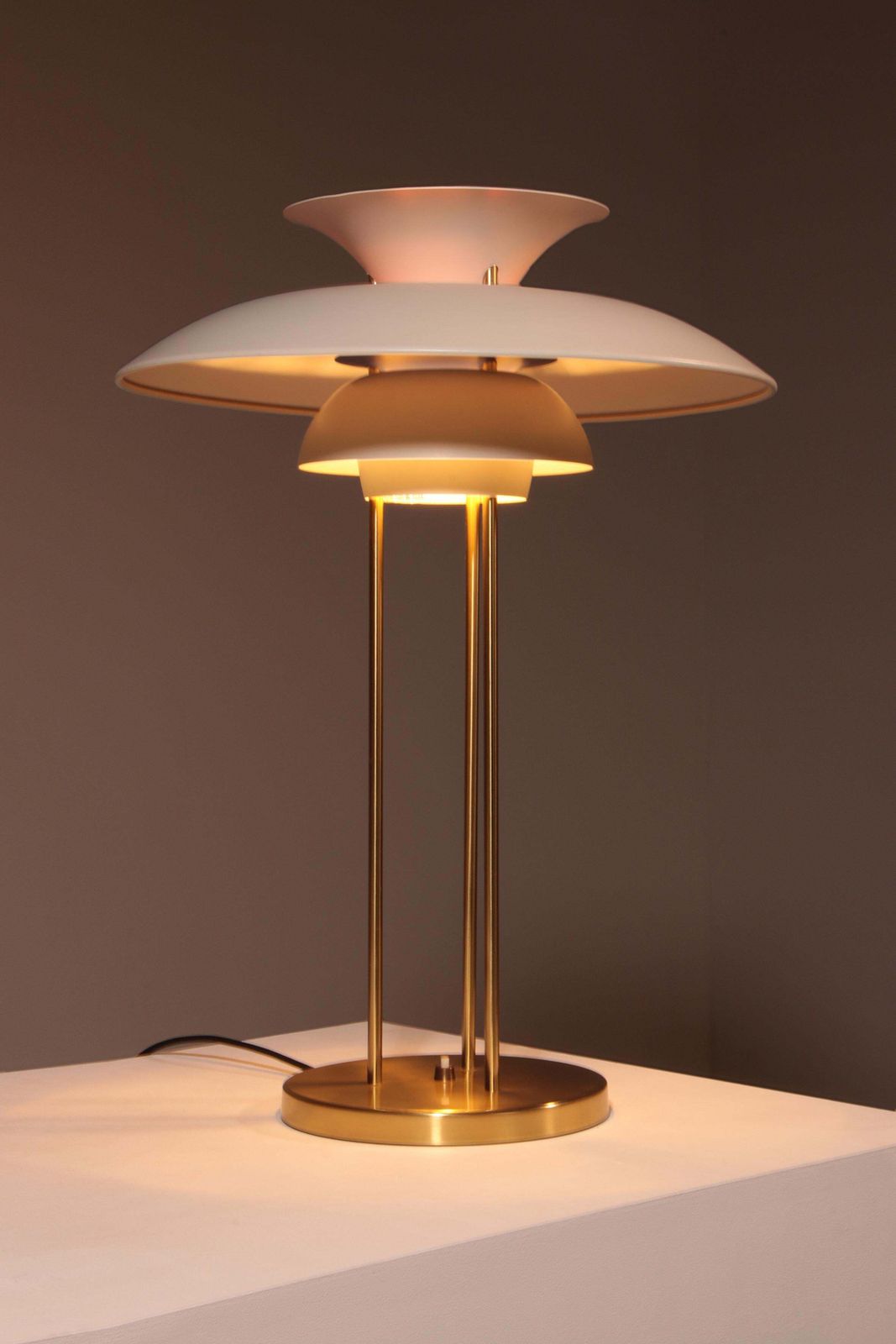 Rare Ph 5 Mid Century Modern Table Lamp By Poul Henningsen For Louis Poulsen photo for sale