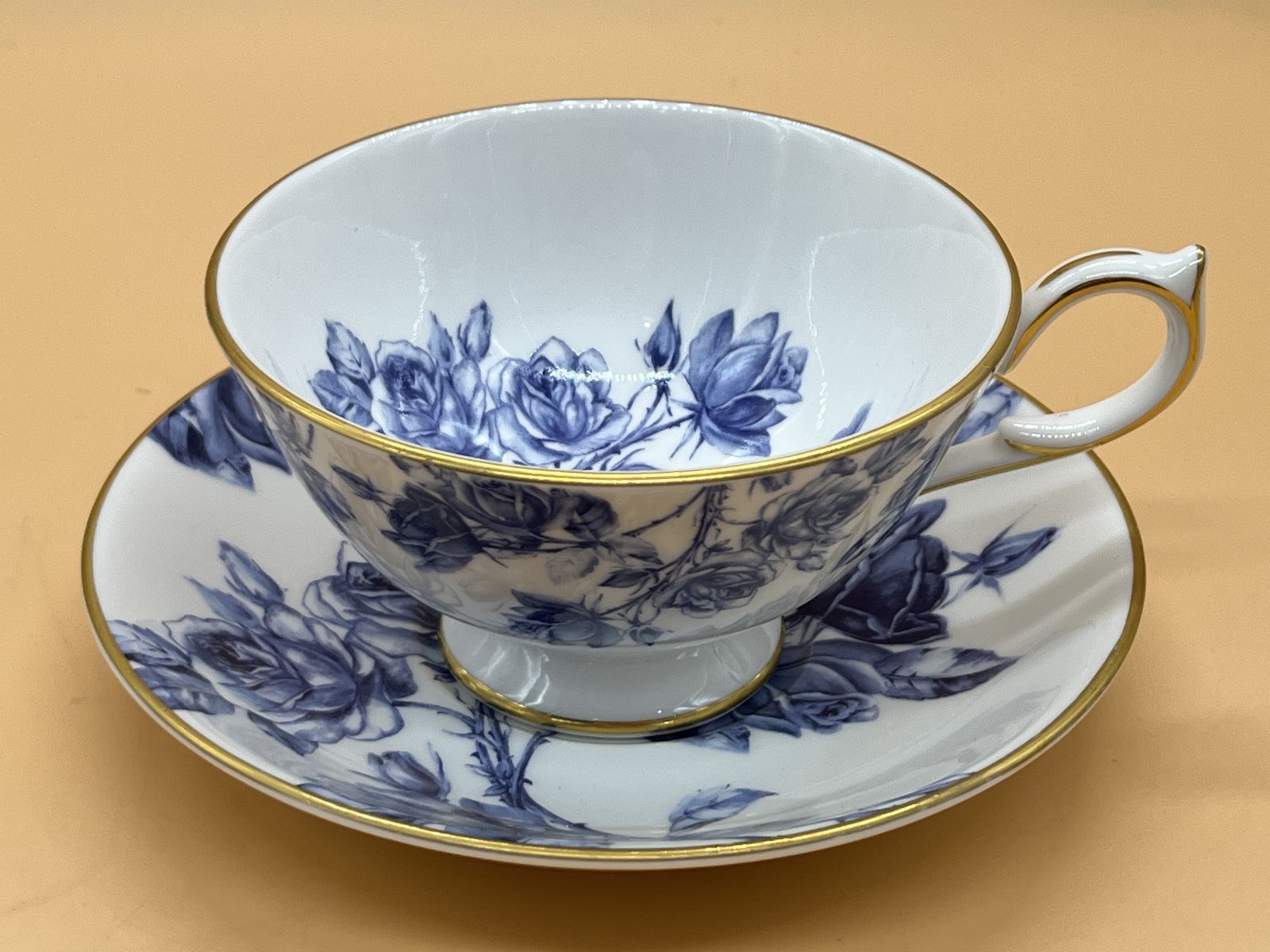 photo furniture Aynsley China Athens Shape Elizabeth Rose Blue Design Tea Cup & Saucer Duo.